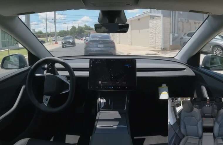 Tesla впервые самостоятельно прибыла к покупателю прямо с фабрики, - Маск