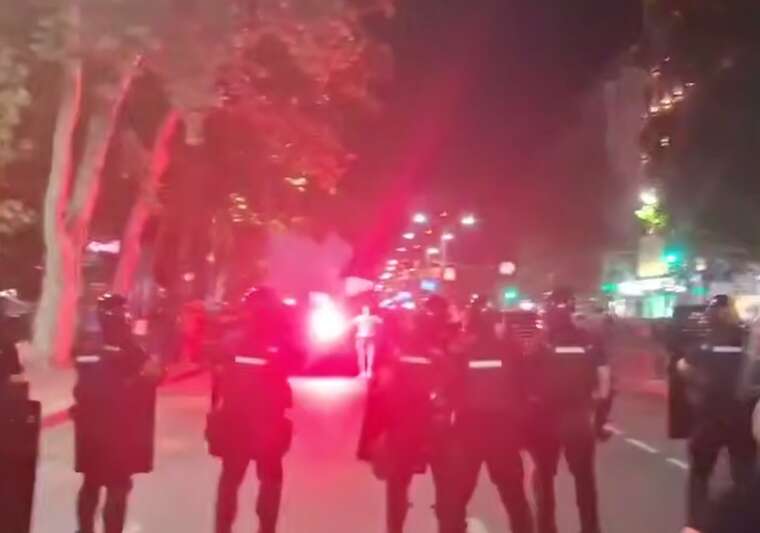 Протести в Белграді переросли в зіткнення: поліція розганяла мітингувальників