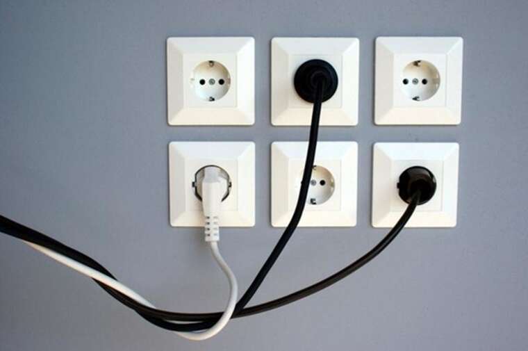 Україна переходить на 230 вольт у розетках