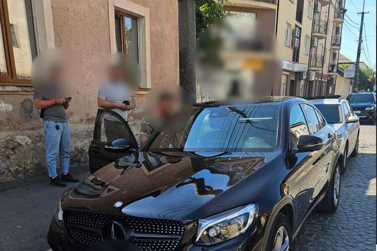 Начальника Берегівського надлісництва викрили на масштабних схемах із продажем дуба: Козару висунули підозру