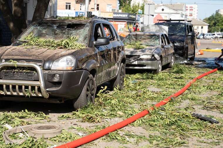 У мережі показали відео наслідків прильоту ударного дрона по Полтаві
