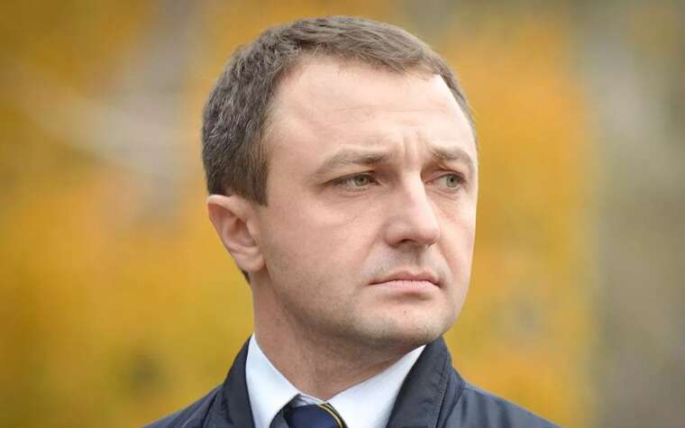 Діячі культури закликають владу залишити Тараса Кременя мовним омбудсменом