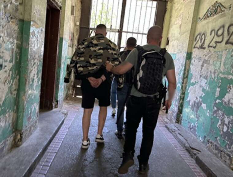 У Варшаві пройшла масштабна операція проти торгівлі наркотиками: затримано майже 230 осіб