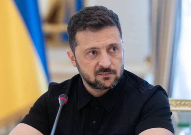 Зеленский завтра проведет переговоры с США по новому пакету санкций