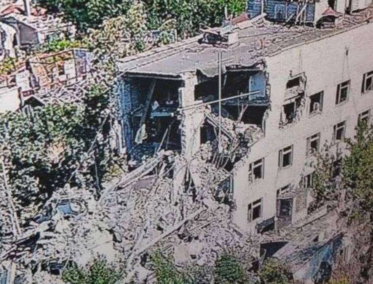 Во временно оккупированных Олешках в Херсонской области разрушена многоэтажка