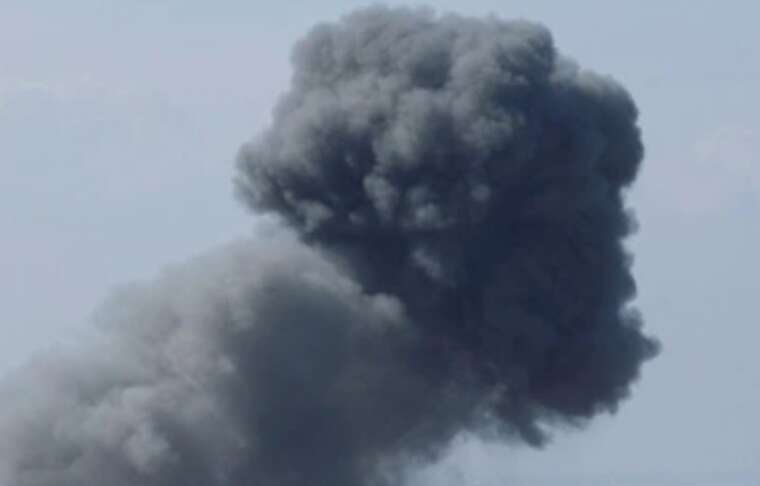 Удар по Миколаєву: частково немає світла, на місці працює пожежна