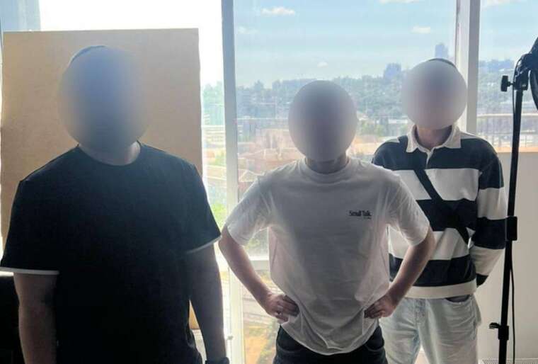 15 обшуків у Києві: викрито шахрайські кол-центри з “подяками від ФСБ”