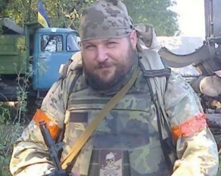  ""  糿  : Tomahawk  ,   