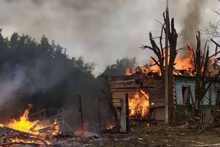 The enemy delivered a massive strike on the Shostka district of Sumy region: residential buildings were damaged