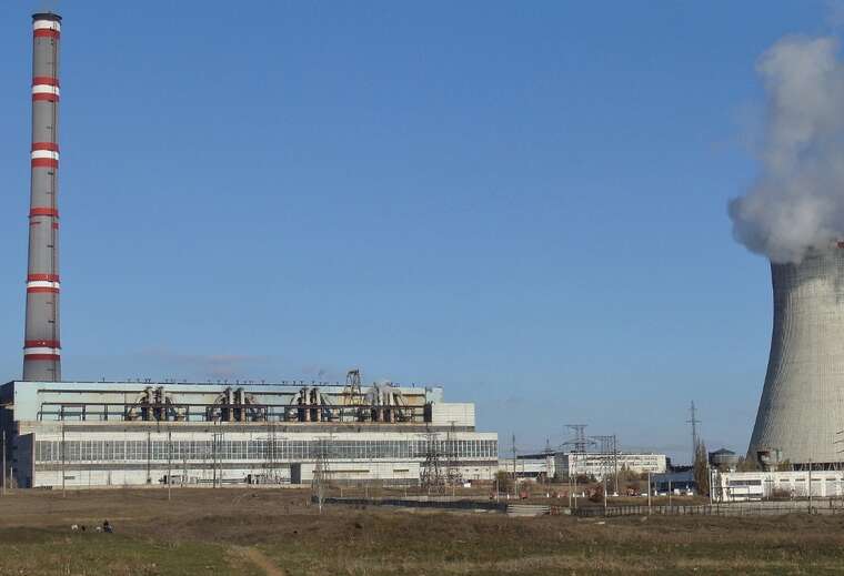 На Зуївській ТЕС не вистачає води: окупанти попередили про ризики для енергосистеми Донбасу