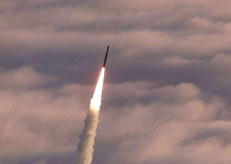 Масована ракетна атака та до 600 БПЛА очікуються сьогодні вночі, - монітори