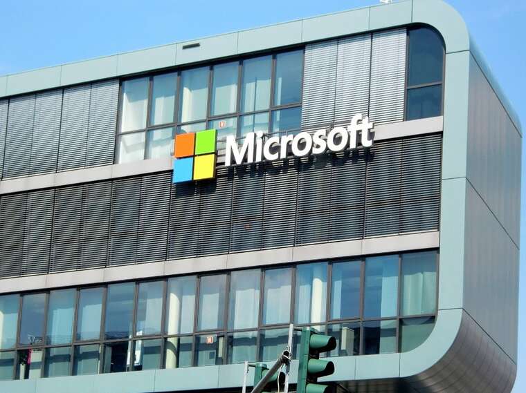 Microsoft створить цифрового двійника Нотр-Даму за допомогою ШІ