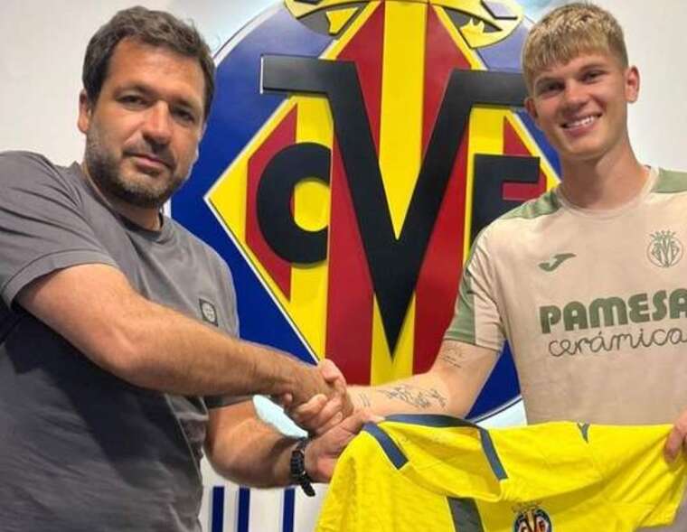 Вратарь «Карпат» Кинарейкин перешёл в испанский «Вильярреал»