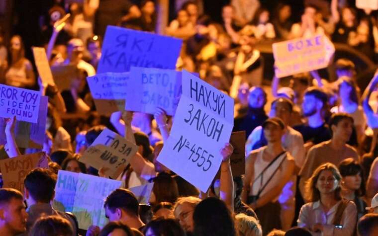 Клименко прокоментвав протести: люди мали право вийти, але на це чекали росіяни