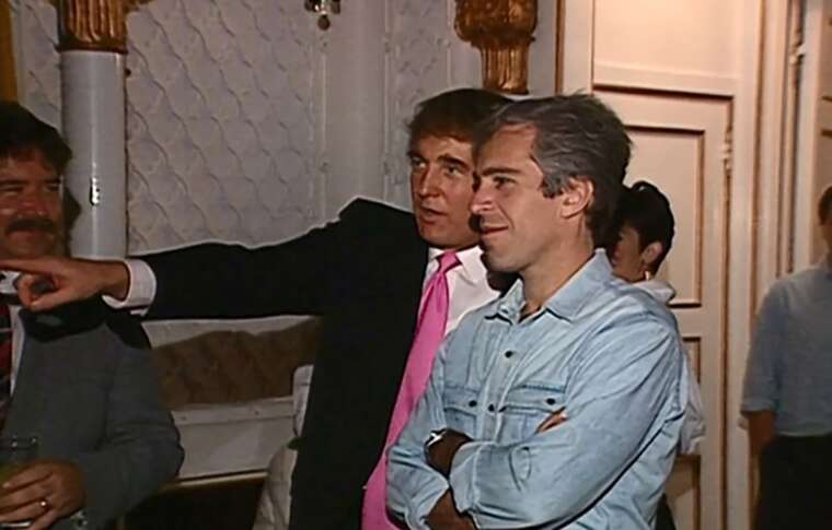 Епштейн був присутній на весіллі Трампа