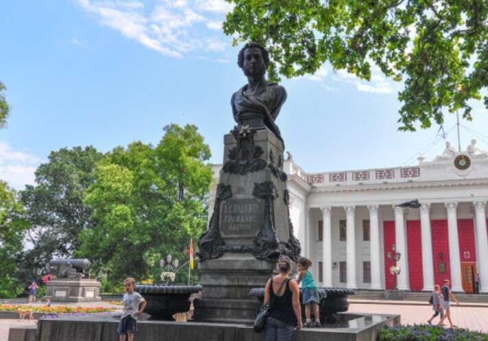 В Одеській області перейменували вулиці, пов’язані з націоналістичними діячами