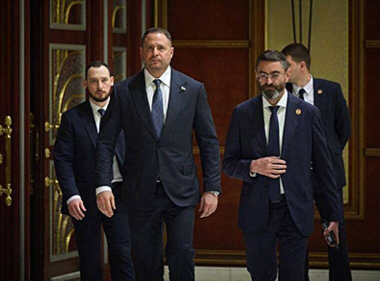 Керівник Офісу президента України Андрій Єрмак дратує політиків обох партій США, — Financial Times