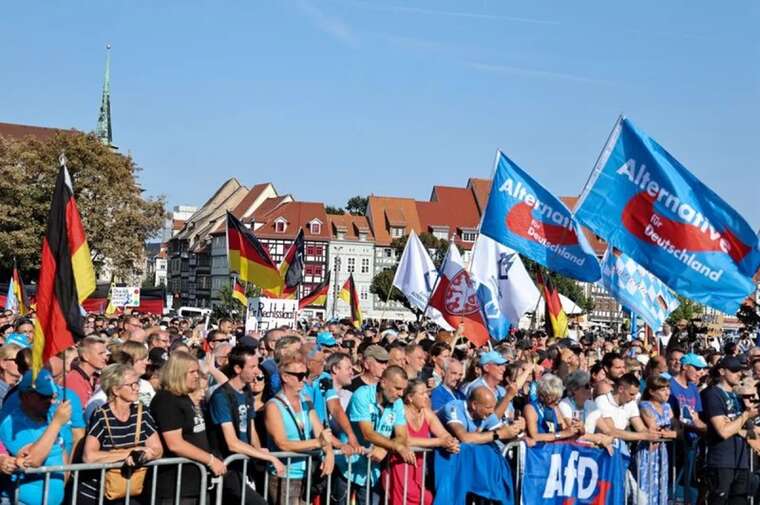 Рейтинг ультраправої "АдН" досяг найкращого результату з весни