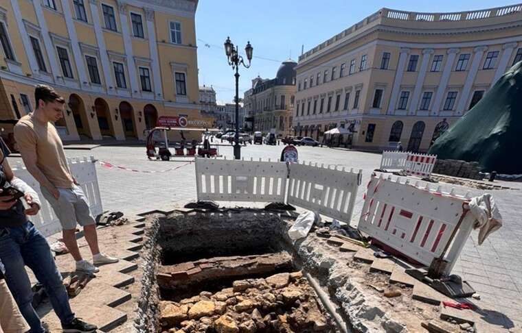 В Одесі археологи знайшли залишки османської фортеці під пам’ятником Дюку