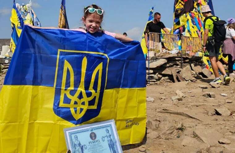 5-летняя львовянка покорила Говерлу, установив рекорд Украины