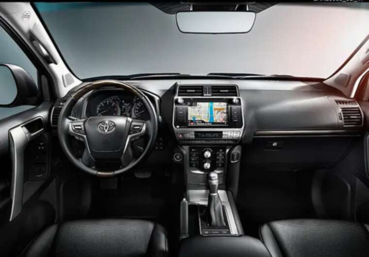    Toyota Land Cruiser Prado   18  