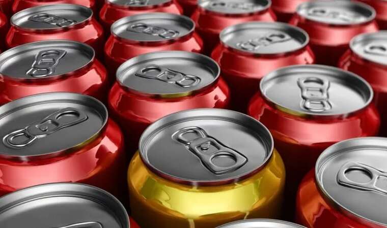 Нові податки на солодкі напої: на скільки в Україні здорожчає газована вода