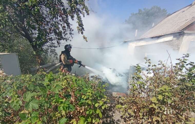 Russia struck a residential building in Kostyantynivka: there is a deceased and injured persons