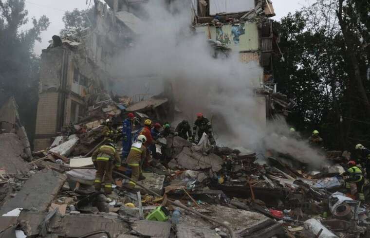 Кількість загиблих у Києві зросла до 15: серед жертв — двоє дітей