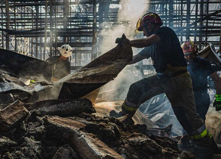 На Харківщині ліквідували масштабну пожежу після вчорашніх ракетних ударів