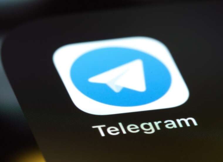 In Telegram, there was a global outage: messages are not being sent and media is not loading