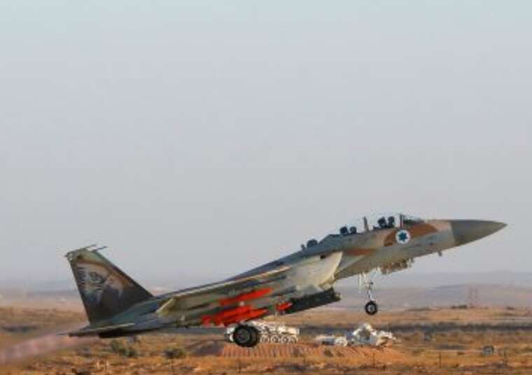 Израиль нанес удар по крупнейшему ракетному заводу "Хезболлы"