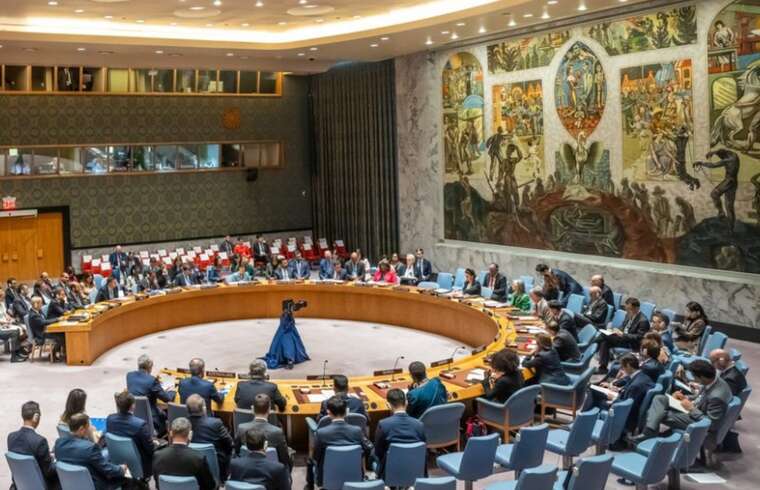 China is concerned about the large amount of weapons on the battlefield in Ukraine