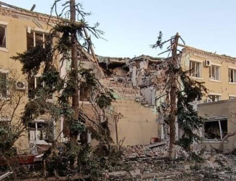 In Slovyansk, a drone hit the central hotel: one person was injured