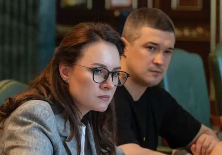 Скромні урядовці та мільйонні палаци депутатів: що задекларували посадовці