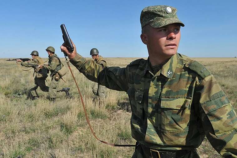 В России пожаловались, что срочников силой заставляли подписывать контракты с армией Путина