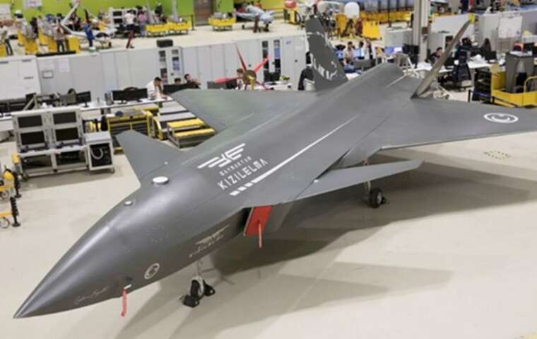 Туреччина почала серійне виробництво безпілотного винищувача Kizilelma