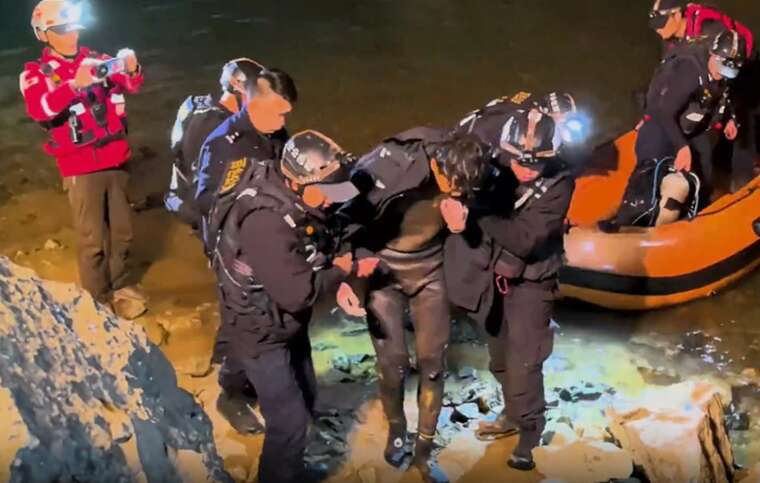 Дайвер, що загубився під водою, прожив 5 днів у печері: харчувався спійманою сирою рибою