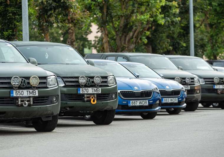 Естонія передала Україні частину поліцейських автомобілів