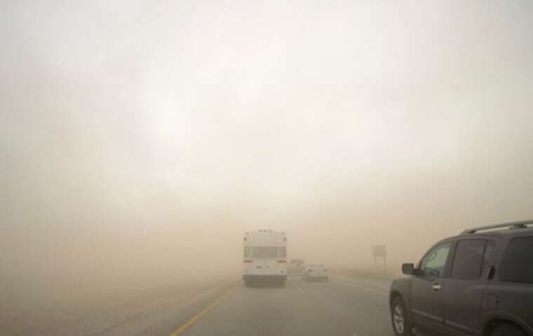 Пылевая буря после ливня накрыла Киев: жители в шоке от погодных контрастов