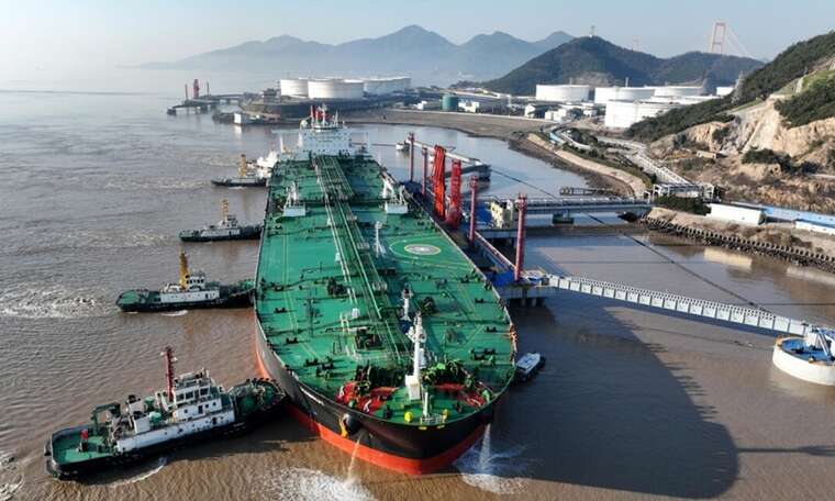 Росія знизила ціни на нафту для Індії