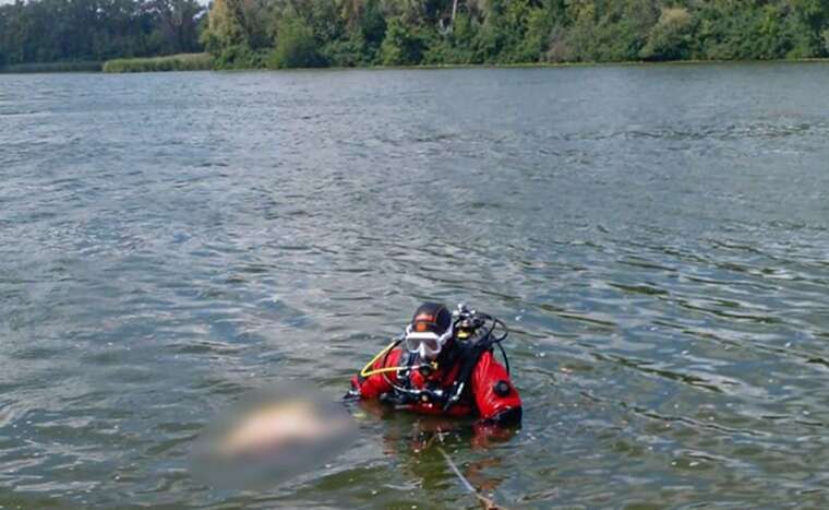 На Троєщині в річці потонув чоловік