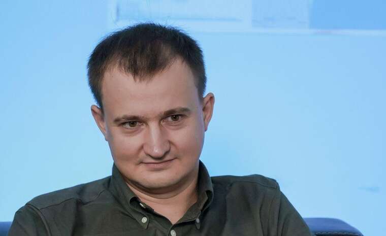 Тарас Чмут: Україна ризикує знову втрачати сотні кілометрів на добу, як у 2022-му