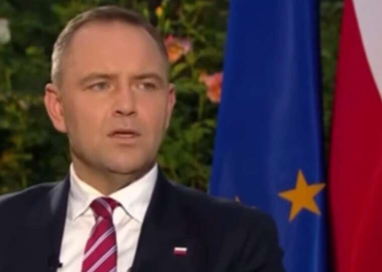 Польща може скасувати виплату «800+» для українських біженців