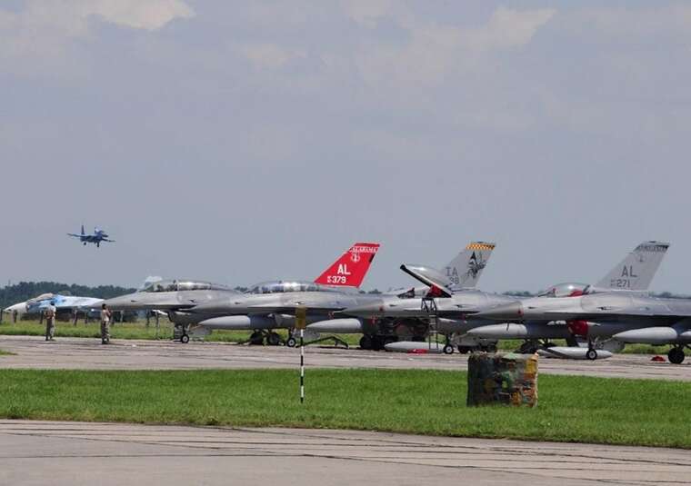 У Молдові пояснили появу українських літаків над Бєльцями