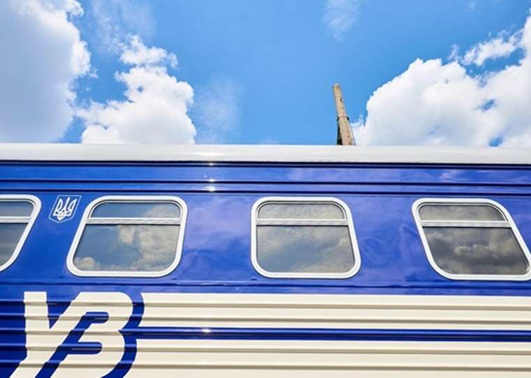 На Закарпатті з рейок зійшов поїзд "Запоріжжя – Солотвино": причина – аномальна спека