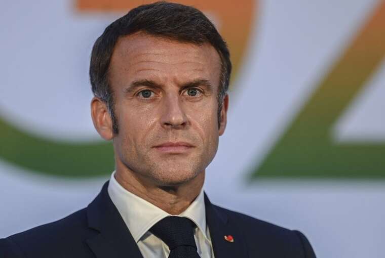 Макрон назвав пропозиції Росії щодо мирної угоди з Україною «капітуляцією»