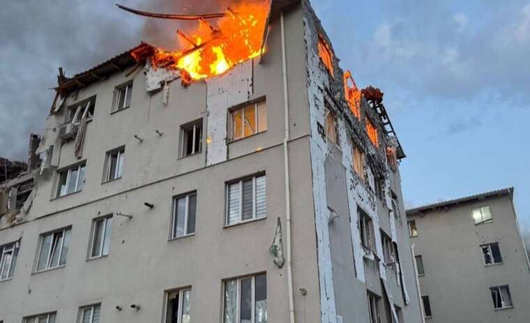 Атака РФ по Харкову: в ОВА показали кадри наслідків удару