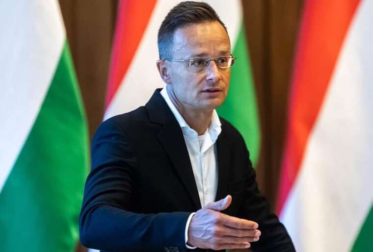 Подача нефти в Венгрию через нефтепровод «Дружба» возобновлена, - Сийярто