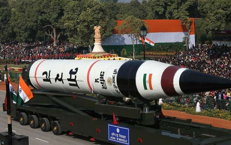 Індія випробувала ракету Agni-5 напередодні візиту Моді до Китаю - CNN