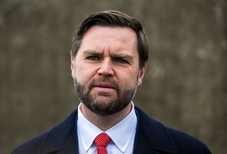 Венс: Путін піклується про інтереси своєї держави